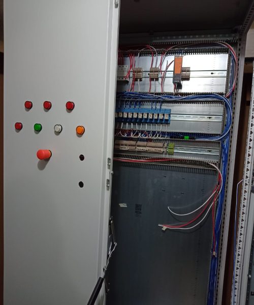 Gabinetes de control (3)