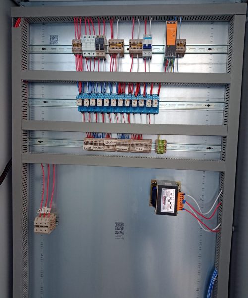 Gabinetes de control (4)