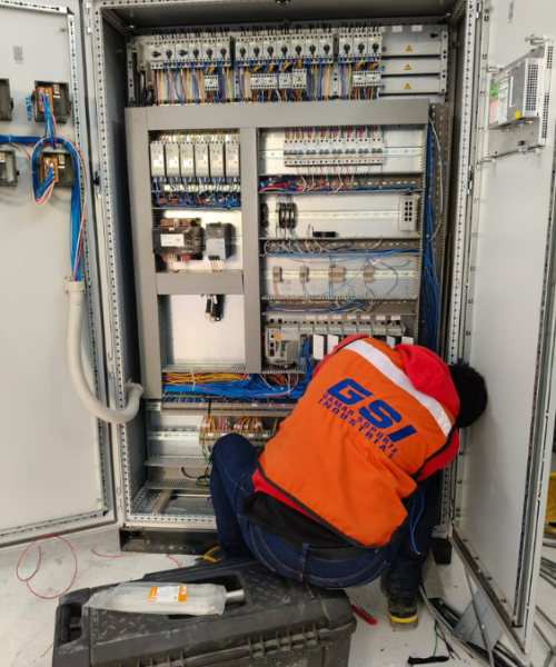MANTENIMIENTO Y REPARACIONES (2)