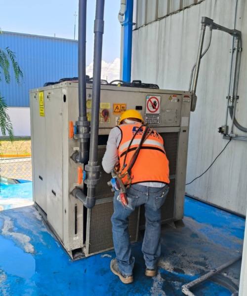 MANTENIMIENTO Y REPARACIONES (8)